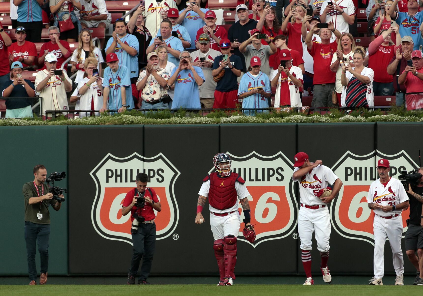 Cardinals, Brewers at Busch
